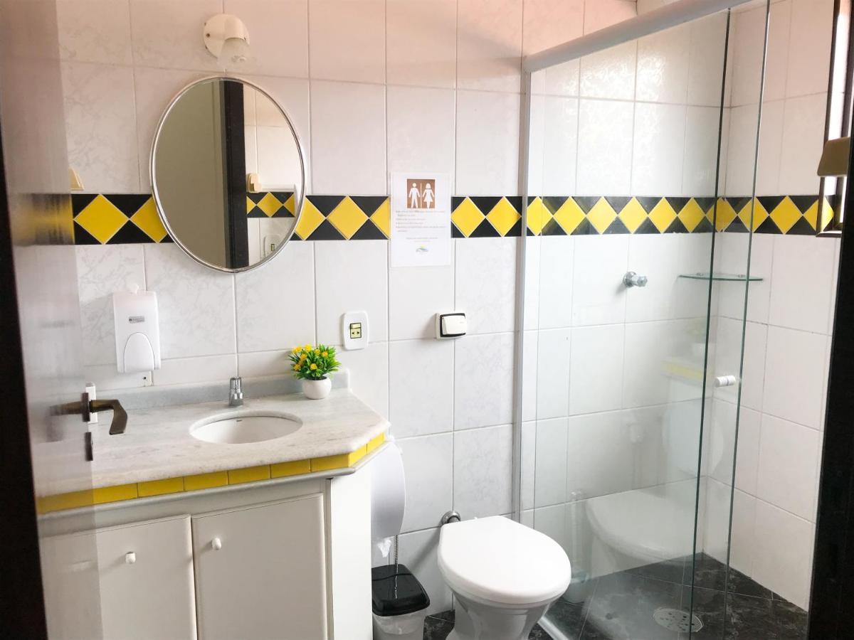Blue House Hostel Перуібі Екстер'єр фото